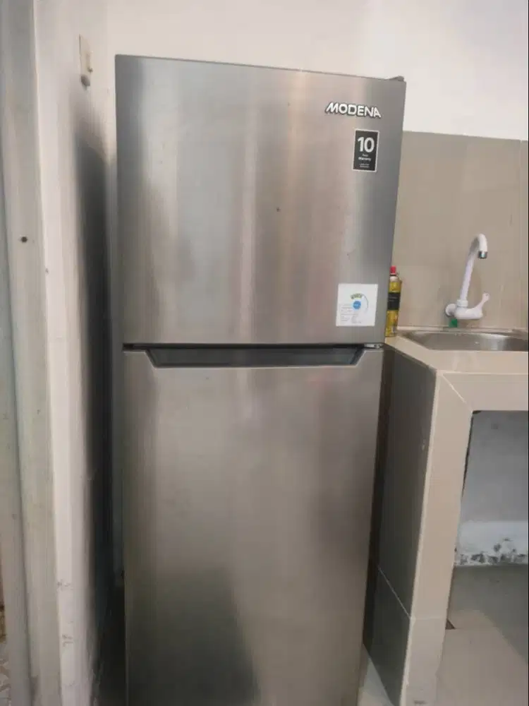 DIJUAL Kulkas Modena 2 Pintu - RF 2250 TGDS