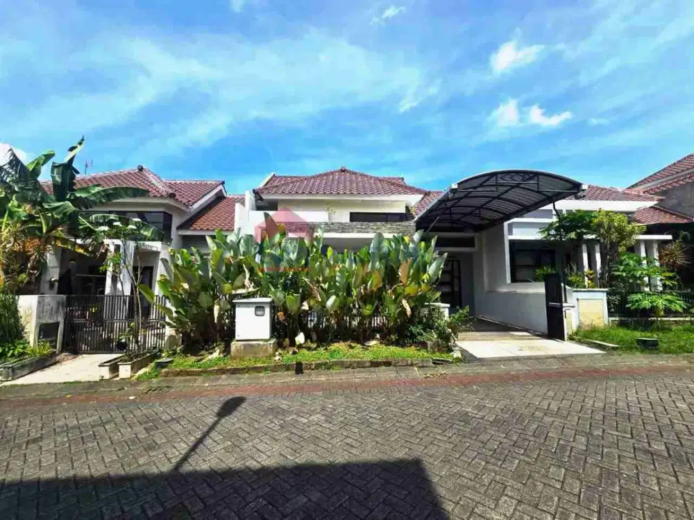 Rumah disewakan di villa puncak tidar malang