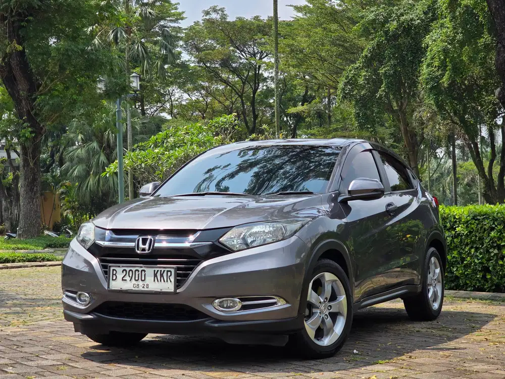 HR-V E CVT 1.5 AT 2018 GREY ISTIMEWA SEGER TDP 15.JT AJA| HRV