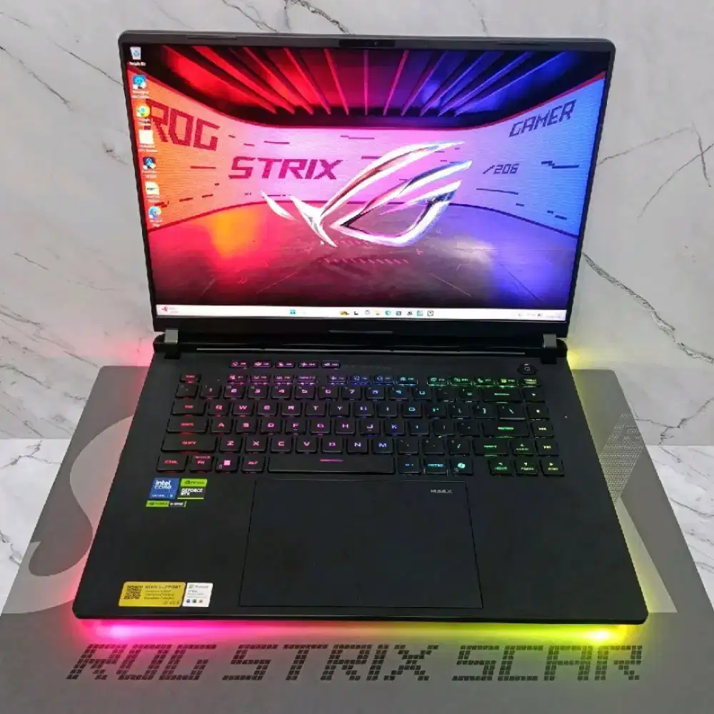 Asus Rog Strix Scar 16 G635LW Core Ultra 9 275HX 32/2tb SSD RTX 5080