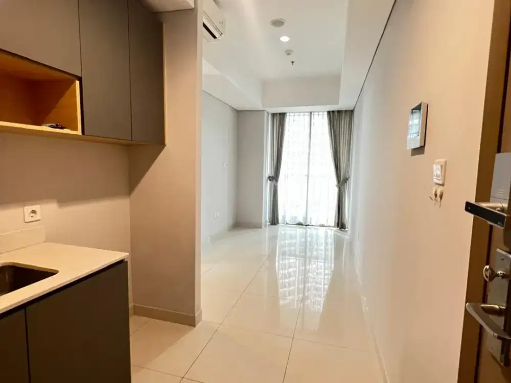 disewakan 2 bedroom semi furnish taman anggrek residence