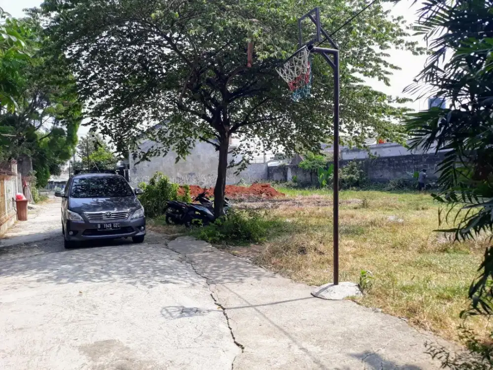 Dijual Cepat Tanah 865m², SHM, Harga NJOP, Pinggir Jalan, 250 meter dari Stasiun Kereta Citayam, Depok