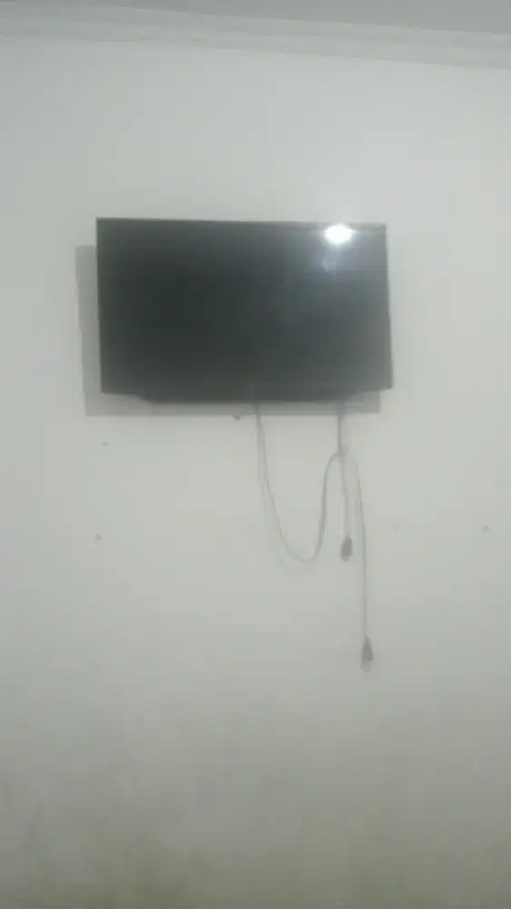 Di jual tv merk sharp