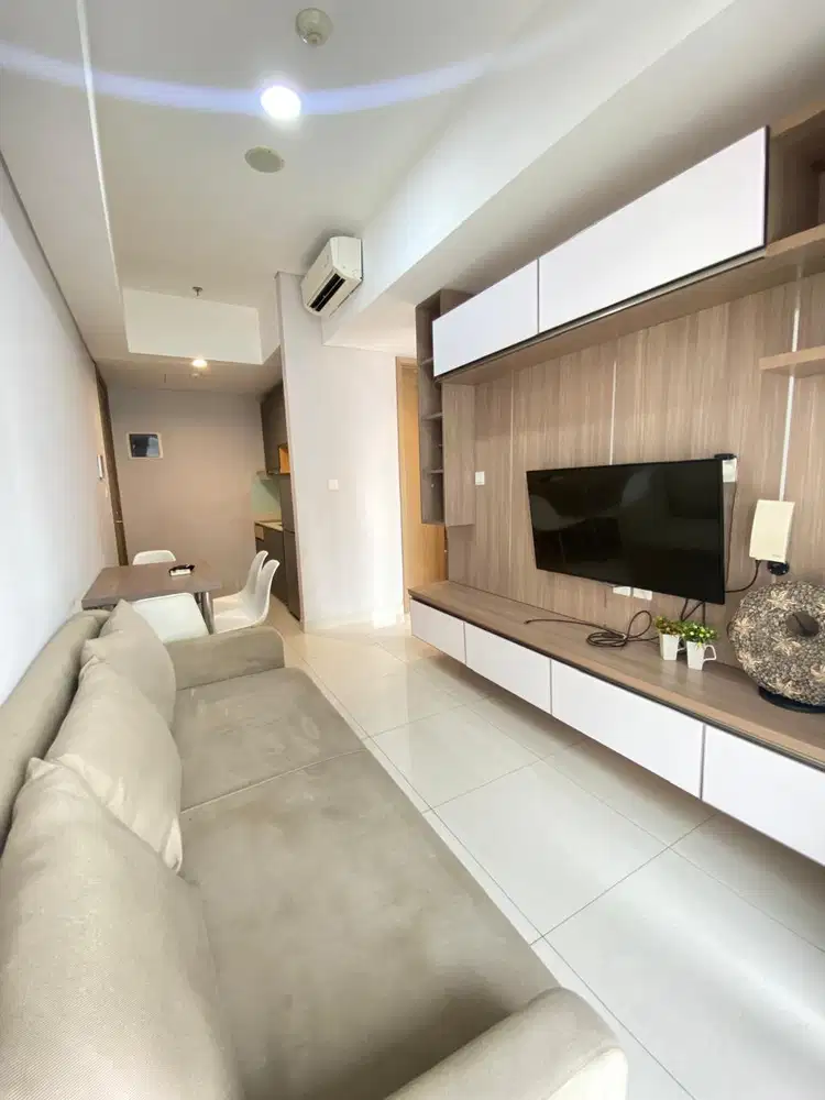 disewakan 2 bedroom furnish taman anggrek residence