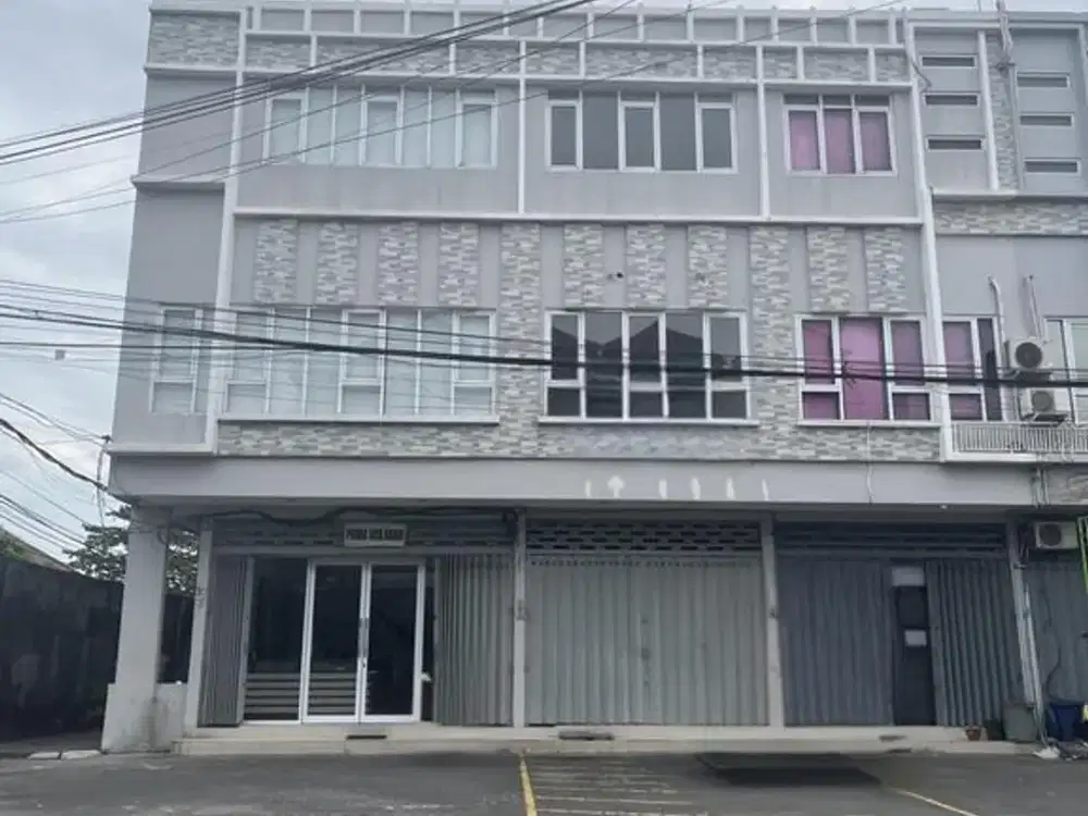 3 Storey Shophouse For Rent, In Gatsu Barat, Denpasar Area