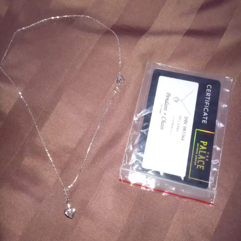 Kalung mas liontin diamond