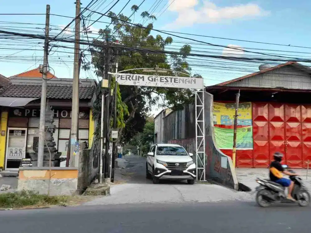 TANAH TANGKUBAN PERAHU PADANGSAMBIAN DENPASAR, BALI