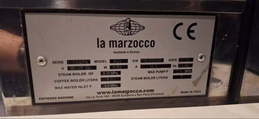 [SECOND] Coffee Maker - La Marzocco Linea PB AV 2 GR (380V - 3 Phase)