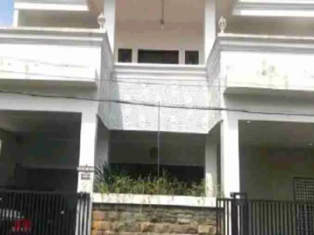 Rumah Di Jual. Komplek Mega Cinere.