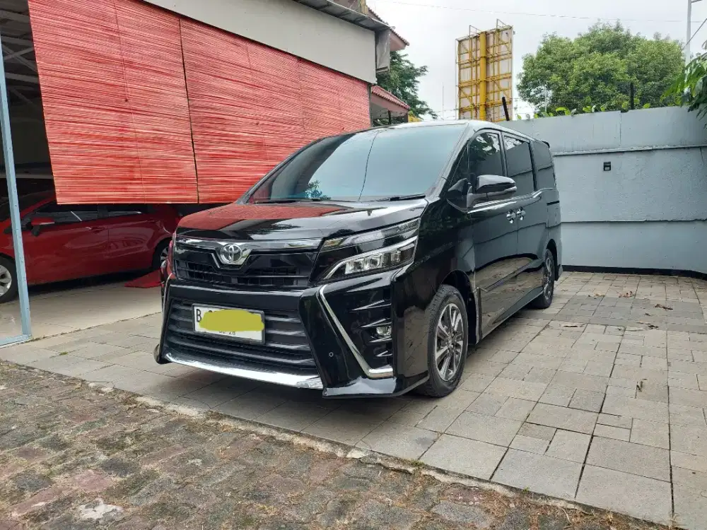 Toyota Voxy At 208