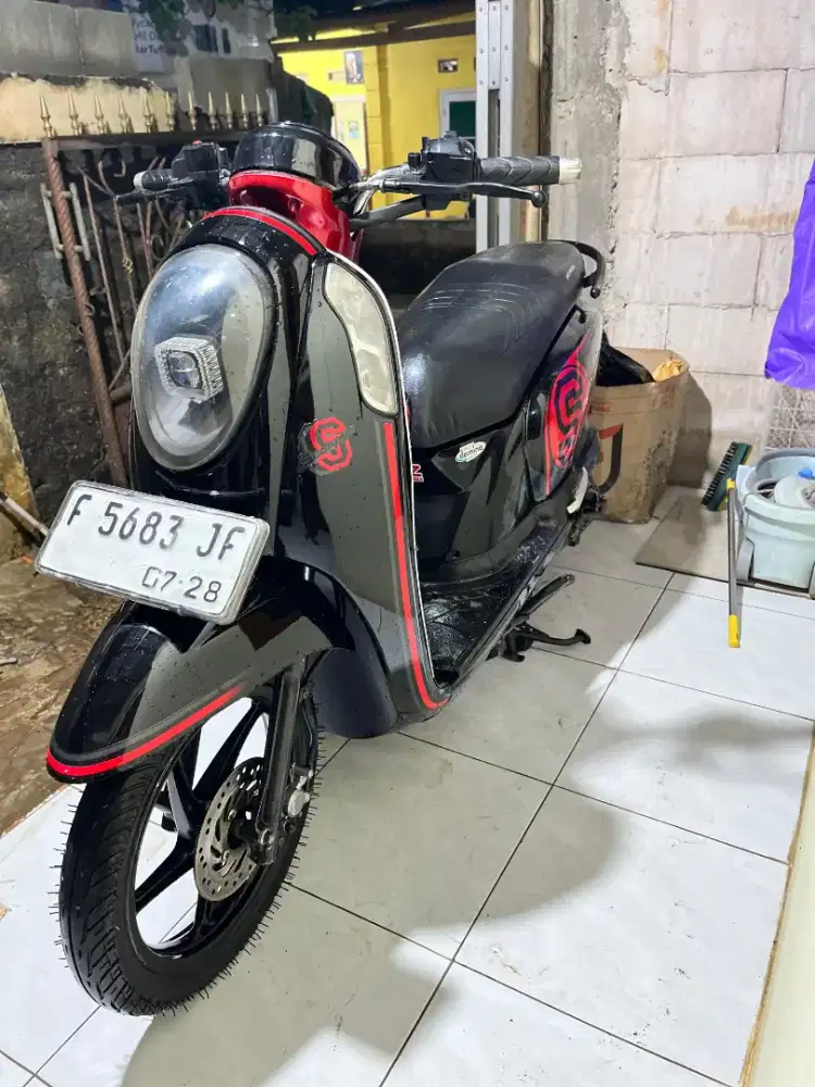 Scoopy fi 2013 murah
