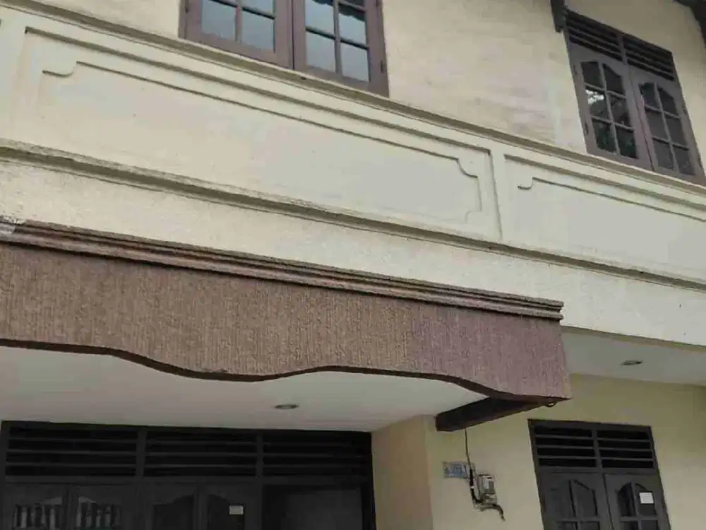 Rumah Lama di Grogol Jakarta Barat Cocok Untuk Kost
