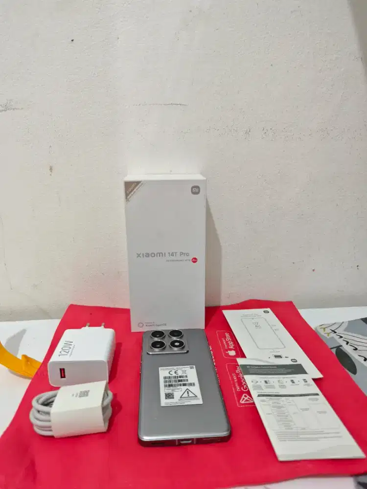 XIAOMI 14T Pro Grey Ram 12GB internal 512GB fullset mulus