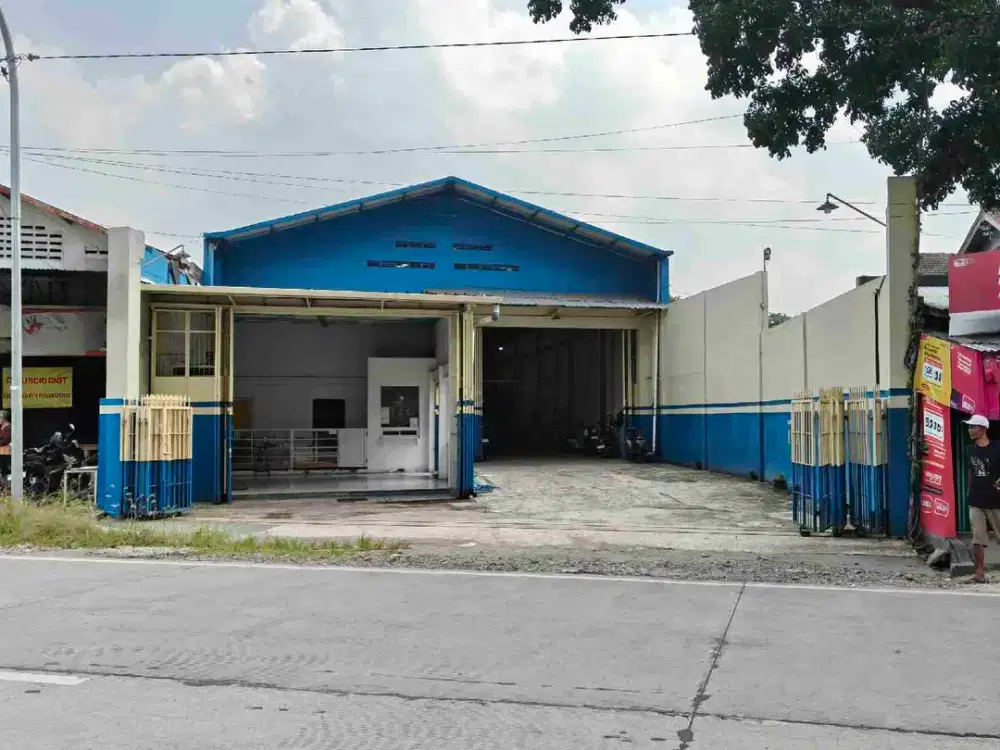 Gudang Siap Pakai Tepi Jln Strategis Grogol Soba