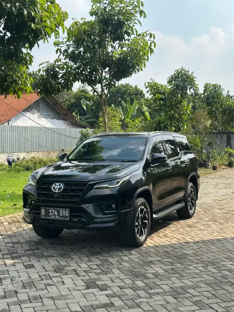 FORTUNER GR 2.4 SPORT AT 2021 (NOPOL CANTIK)