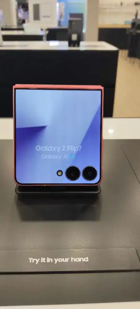 SAMSUNG GALAXY Z FLIP 7