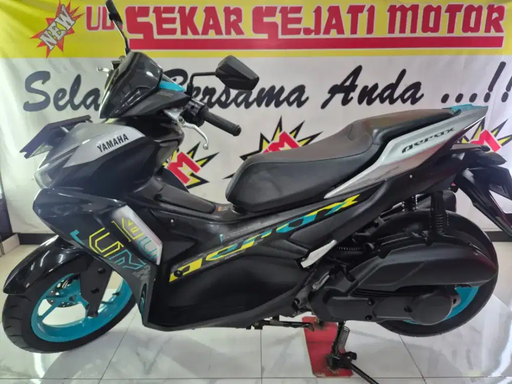 New Aerox bluecore 2023 plat L joss