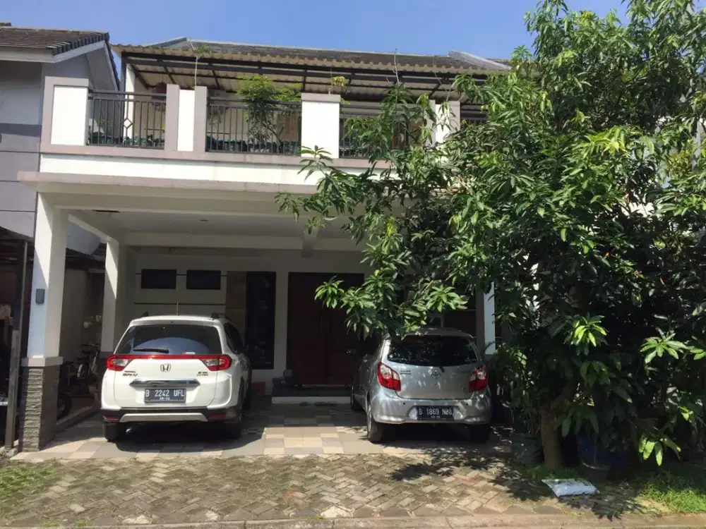 Dijual Rumah Full Renov 2 Lantai Cluster Premium BSD dekat Akses Tol