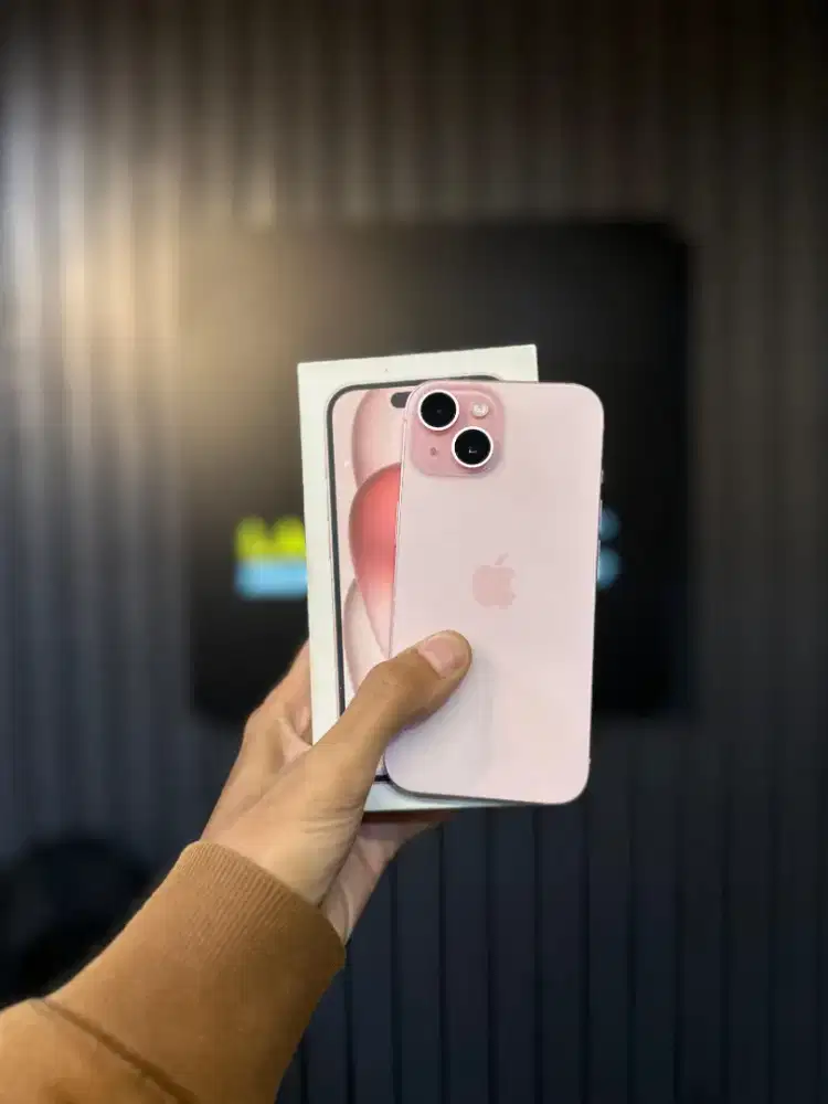 Ready 15 128gb second garansi ibox bisa cicilan