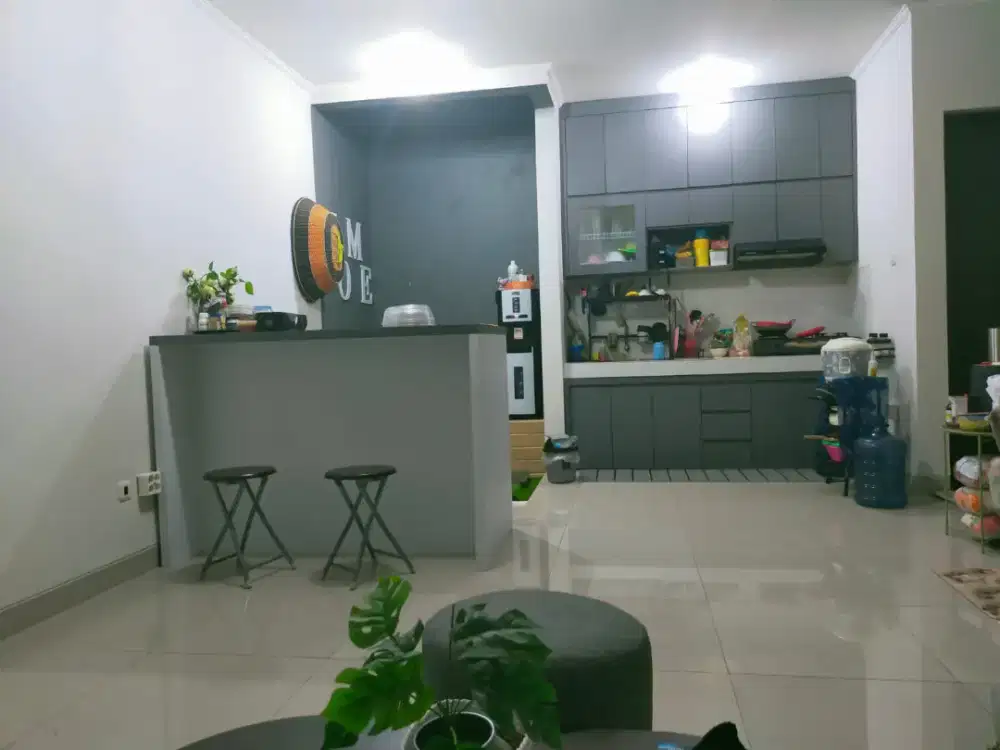 Spesialist Kitchen & Wardrobe Hpl