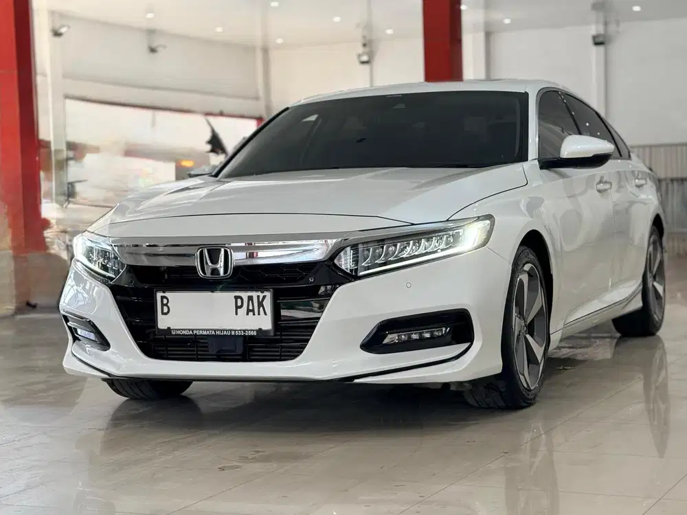 Honda Accord EL Turbo CVT 2023 Low KM Like new