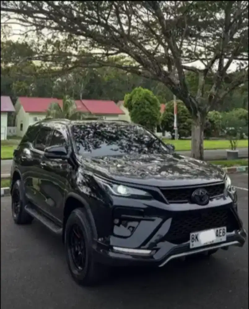 Toyota Fortuner GR Sport dissel 2.8 L (2022)
