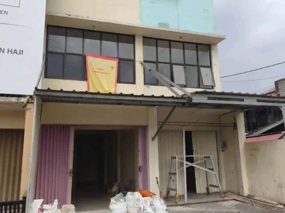 Disewakan 2 ruko terpisah di area ramai depok 2 tengah  Bakti jaya, sukmajaya