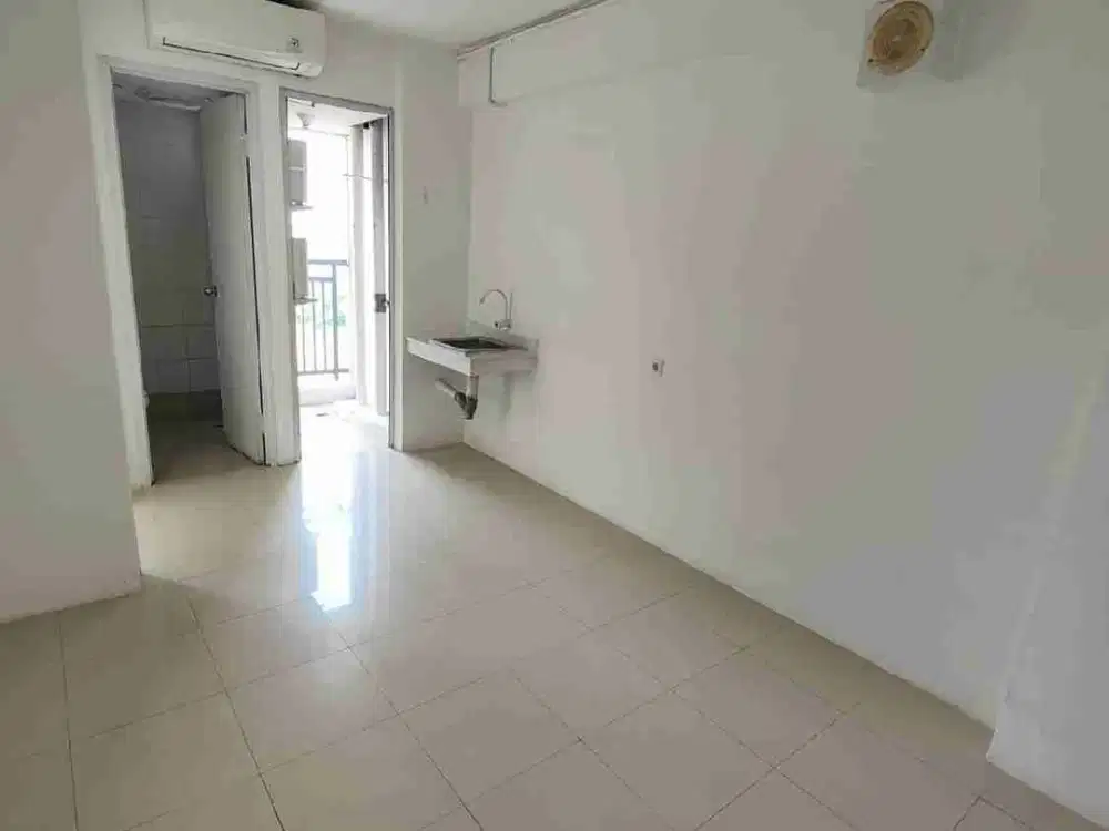 Sewa 2BR kosongan apartemen Bassura City tower Dahlia lantai rendah tahunan