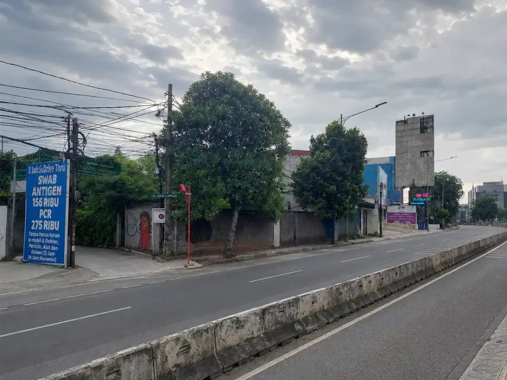 Lahan Strategis Pinggir Jalan Raya Mampang – Potensi Bisnis Tinggi