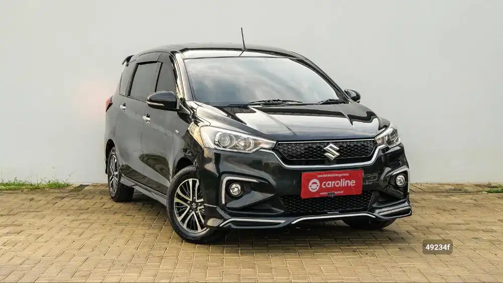SUZUKI ERTIGA HS 1.5 SUZUKI SPORT MT 2022 - BERGARANSI, SIAP PAKAI