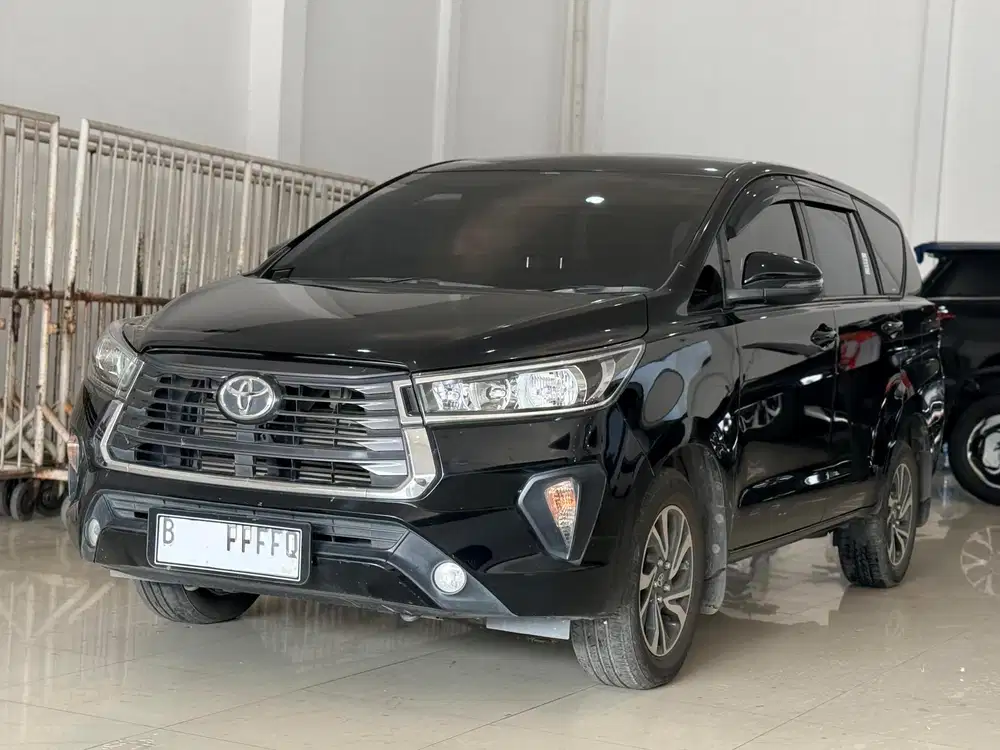 Innova Reborn G 2.4 Diesel AT 2021 Low KM