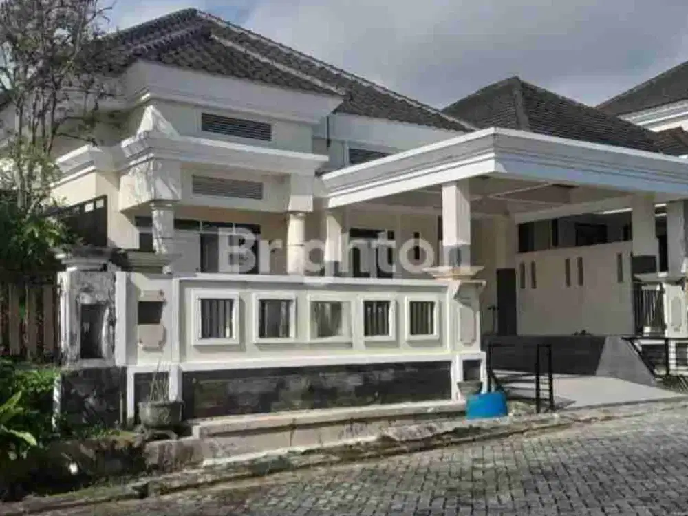 DIJUAL RUMAH SIAP HUNI SEMIFURNISH LOKASI TENGAH KOTA DALAM PERUMAHAN SEPINGGAN PRATAMA AMAN NYAMAN HARGA NEGO