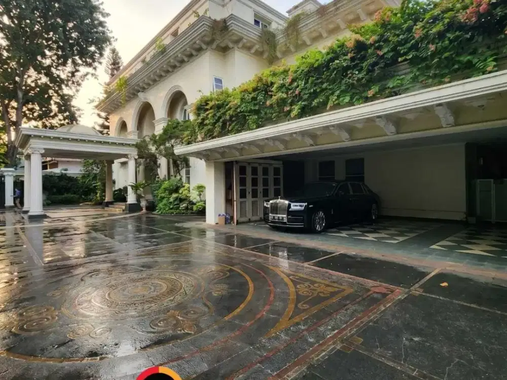 Dijual Rumah Mega Mansion Direct View Golf di Pondok Indah Jakarta Selatan