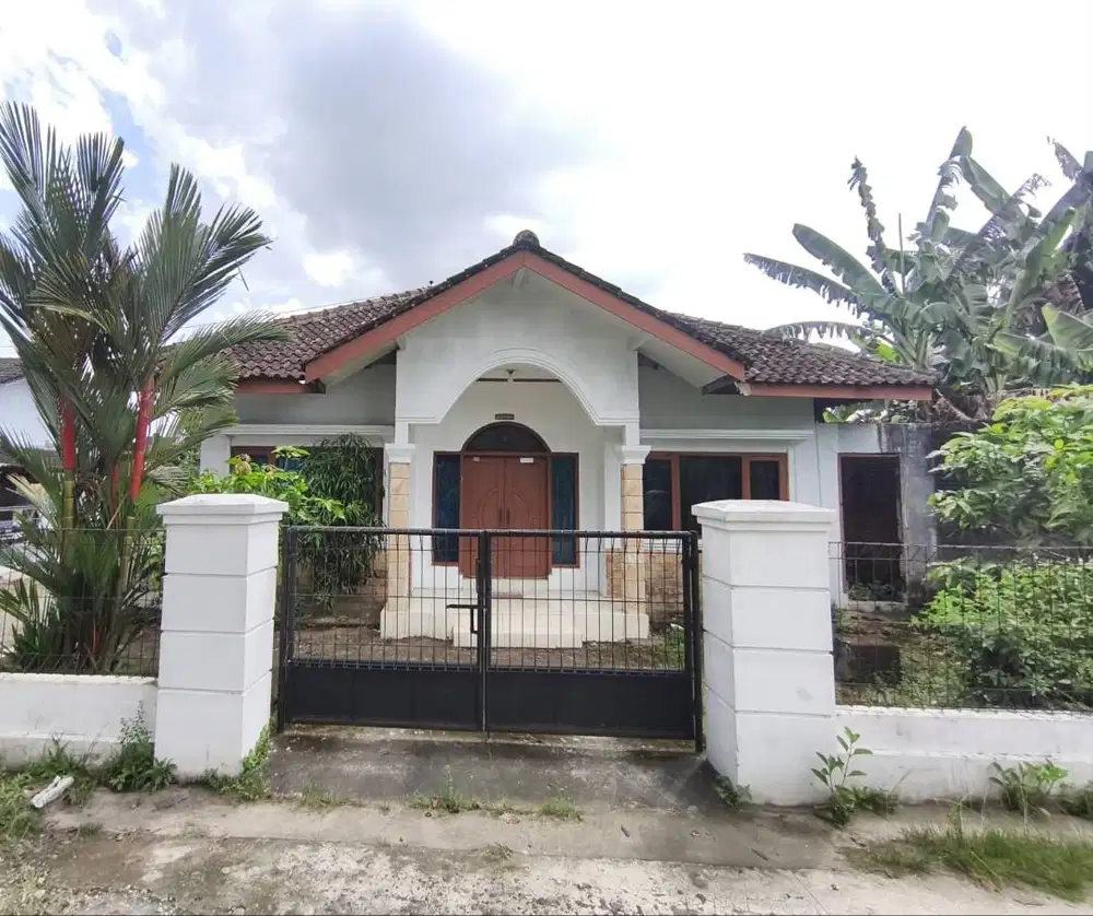 Dijual Rumah daerah Ds. Gilang, Baturetno Banguntapan Luas 404m2