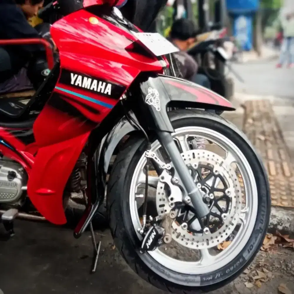 Yang lagi cari motor jadul jupiter z castwhell