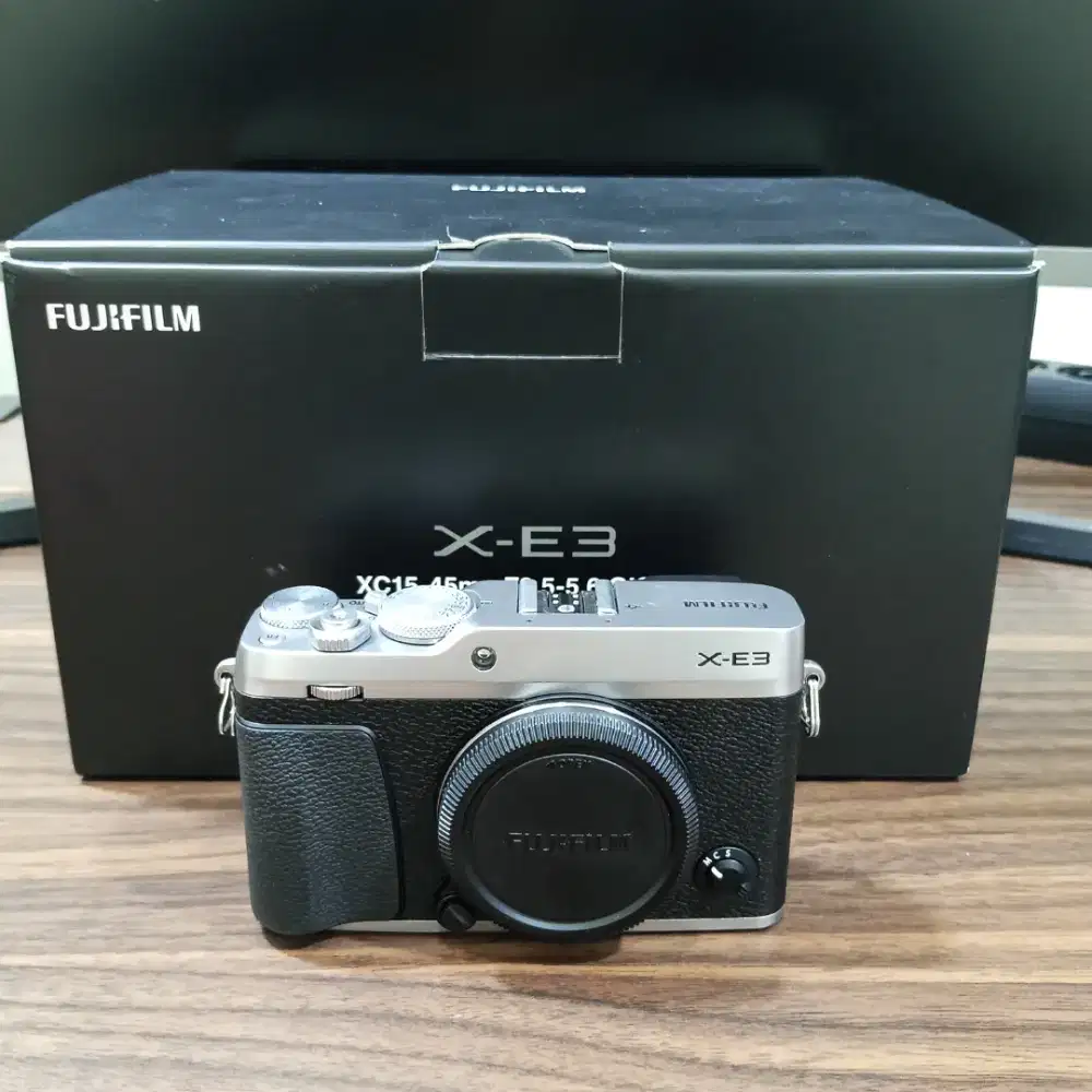 KAMERA MIRORRLESS FUJIFILM XE3 BODY ONLY LIKENEW FULLSET BOX BERGARANS