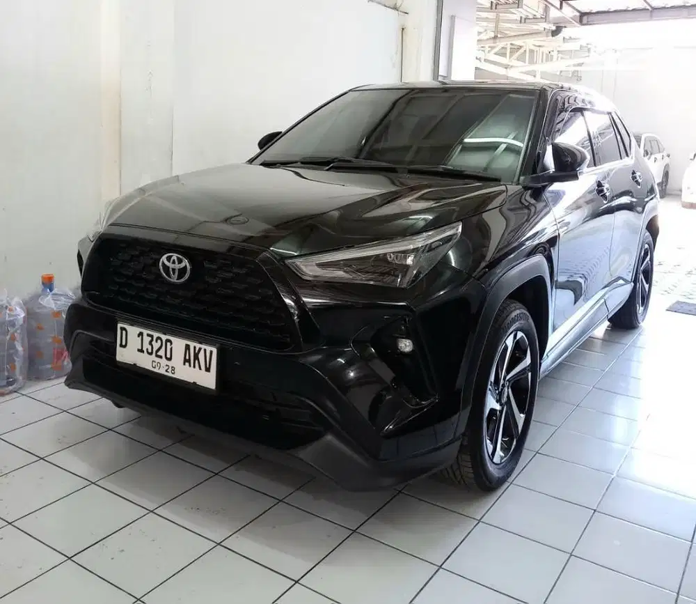 All New YARIS CROSS G 1.5 AT 2023 LowKM 16rb RECORD TOYOTA BANDUNG