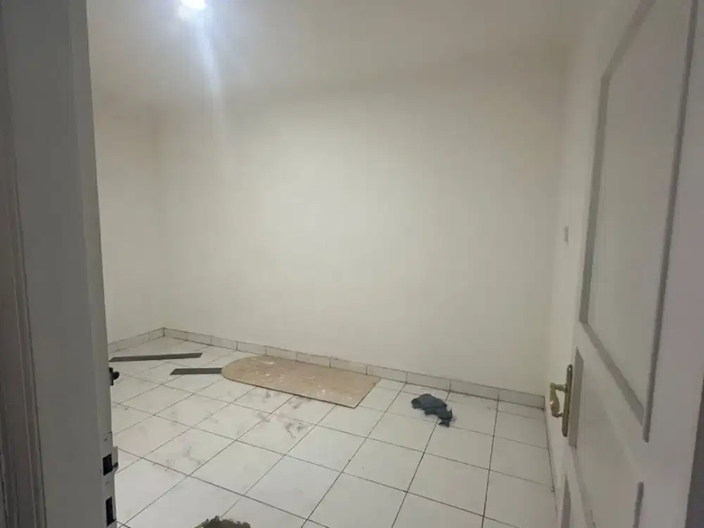 disewakan ruamh dalam komplek area jelambar kota - jakarta utara