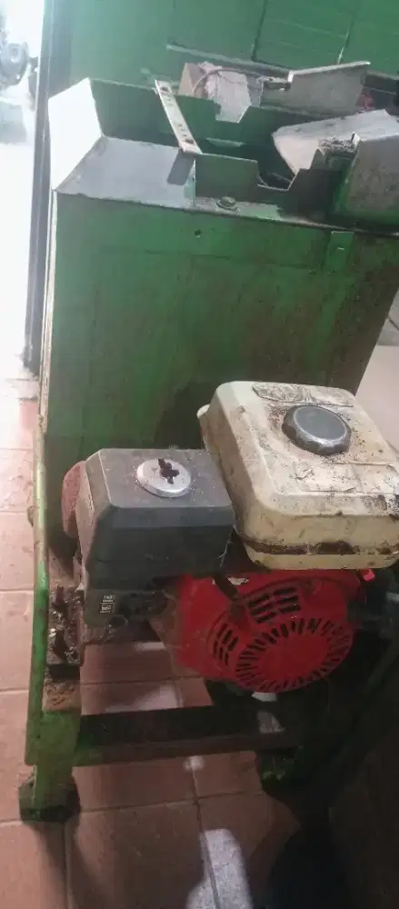 Mesin parut kelapa