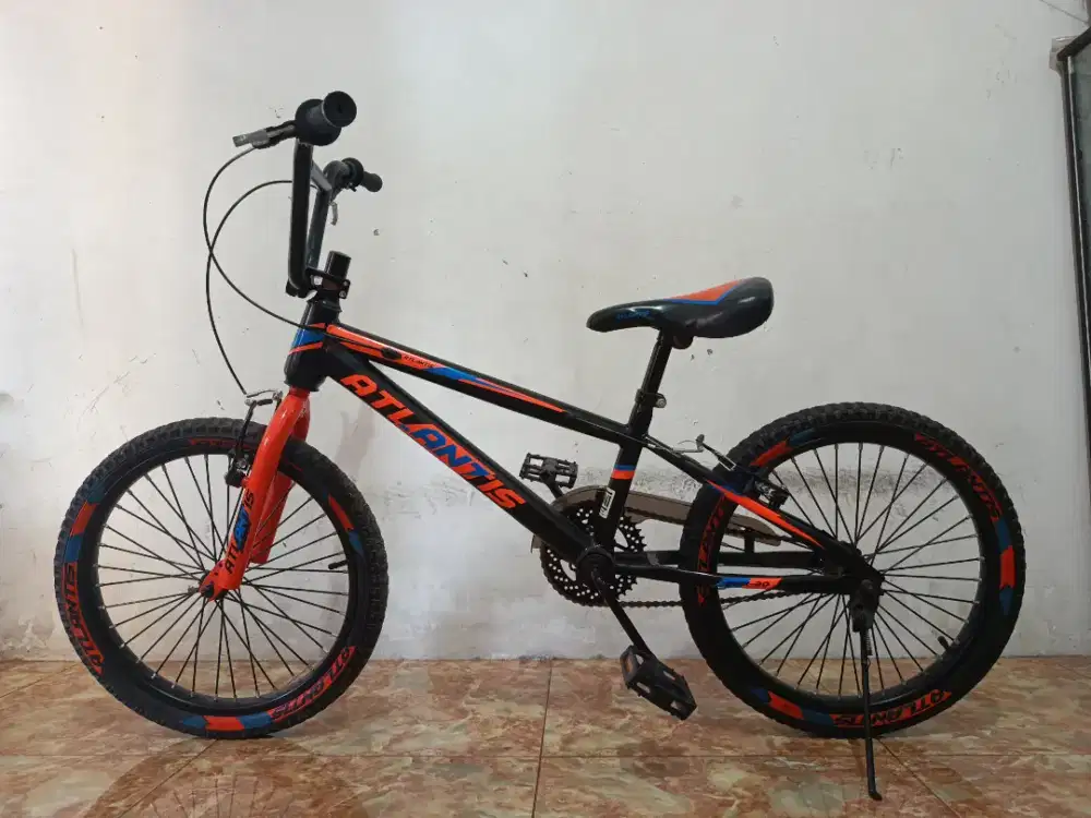 Sepeda BMX ukuran 20