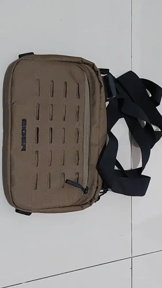 Eiger tactical bag