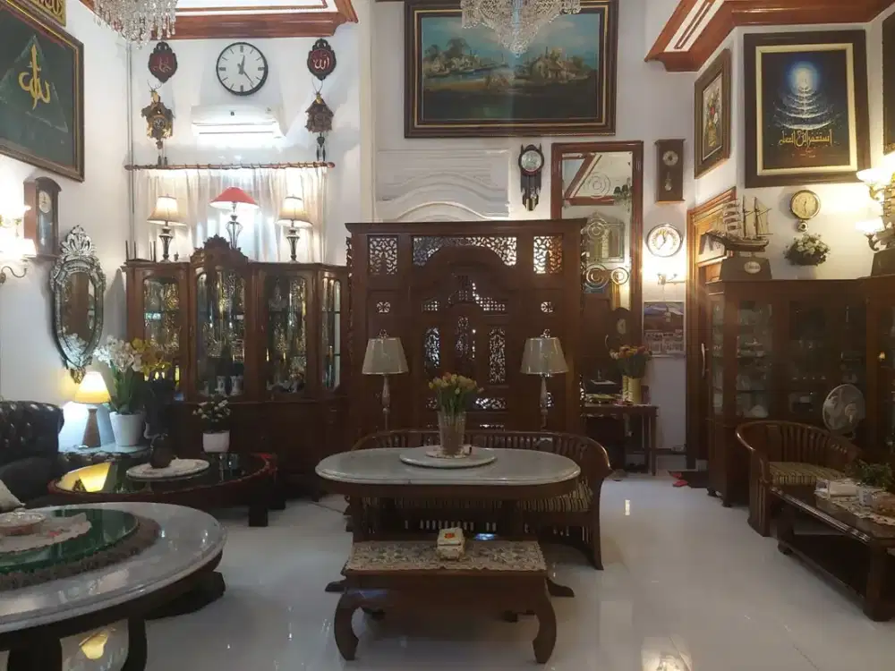Gayungsari 2lt mewah nuansa etnik kualitas premium lokasi strategis tdk jauh dr raya