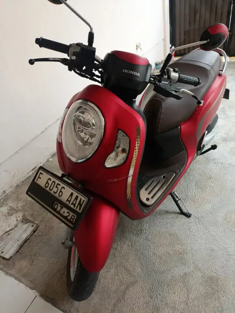 Jual Honda Scoopy stylish warna merah 2023