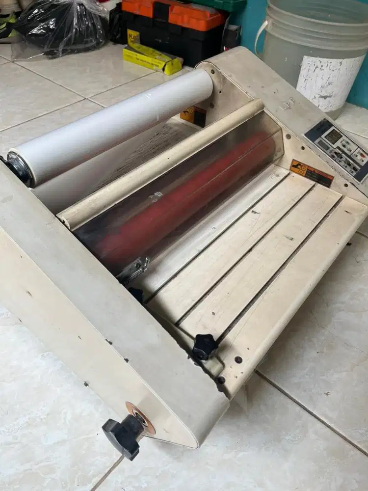 Mesin laminating panas/dingin A3