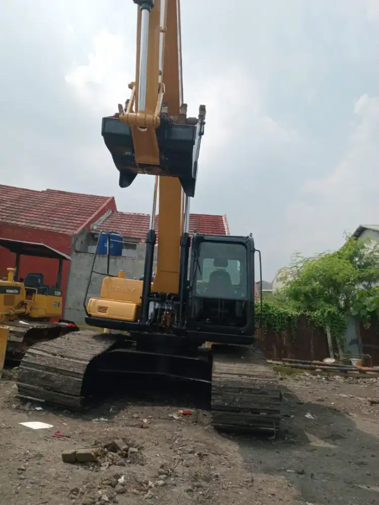 Excavator Sany SY215C th 2023 harga 775jt NEGO