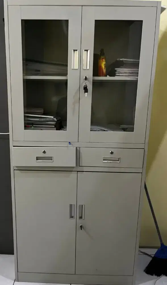 Dijual lemari kantor untuk arsip berkas