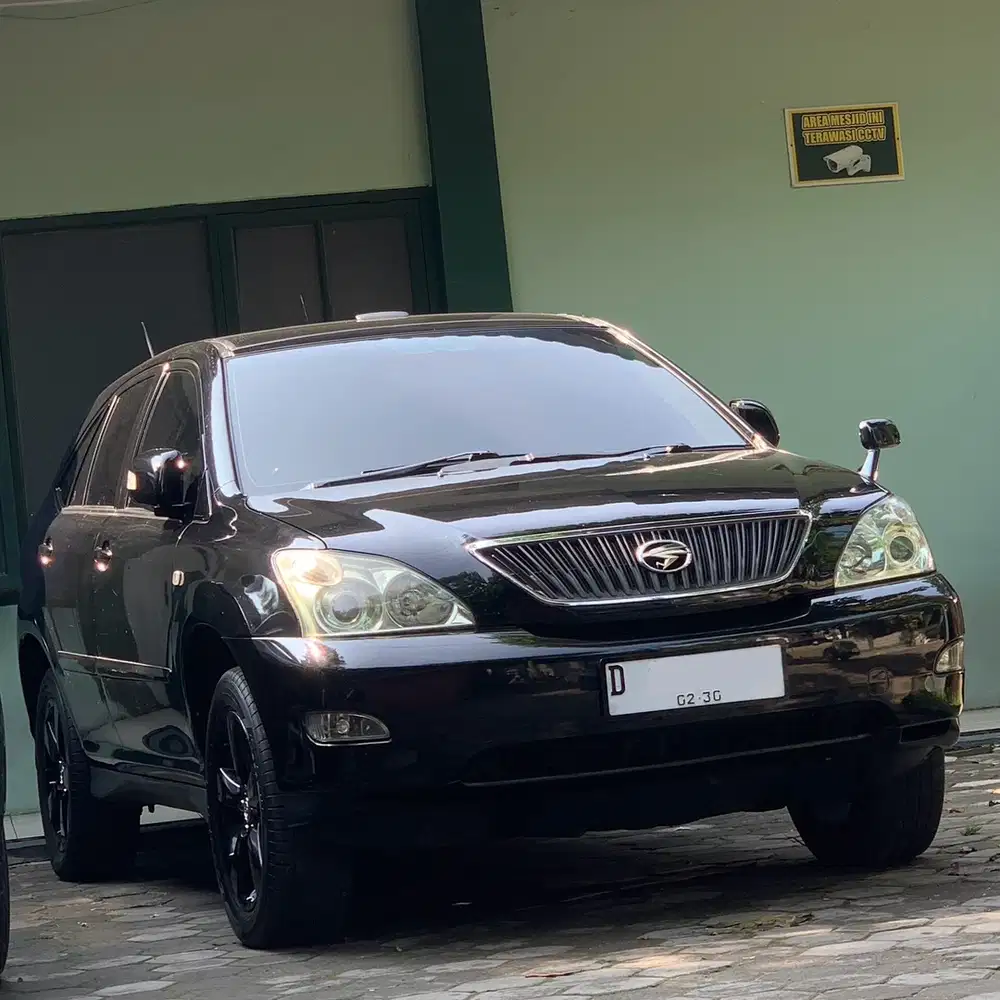 Toyota Harrier 2004 Bensin