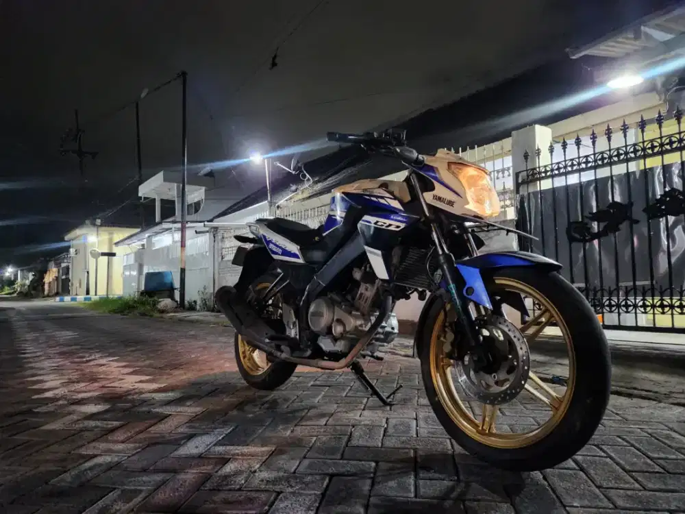 Jual new vixion 2014