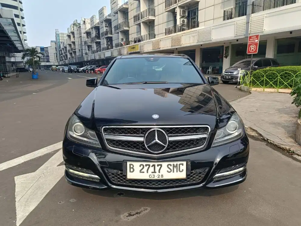 Mercedes-Benz C300 Avantgarde