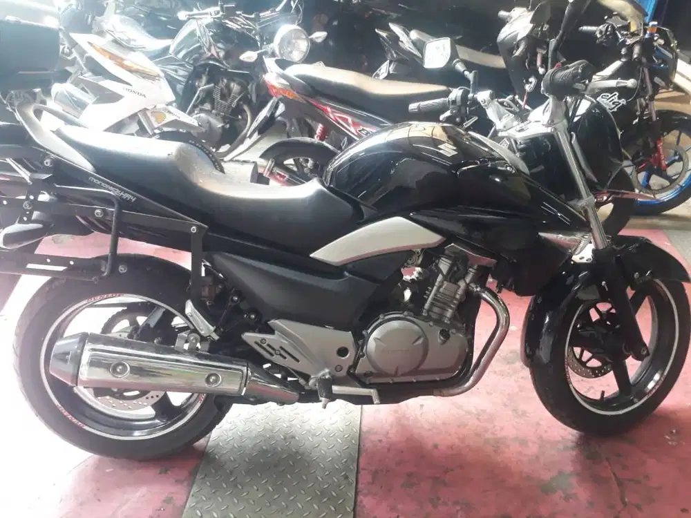 Suzuki Inazuma 2013